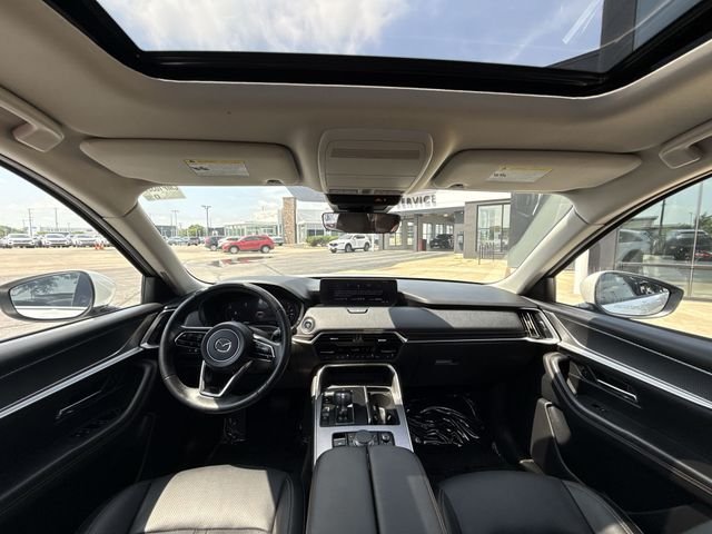 Used 2024 White Mazda Preferred image 22
