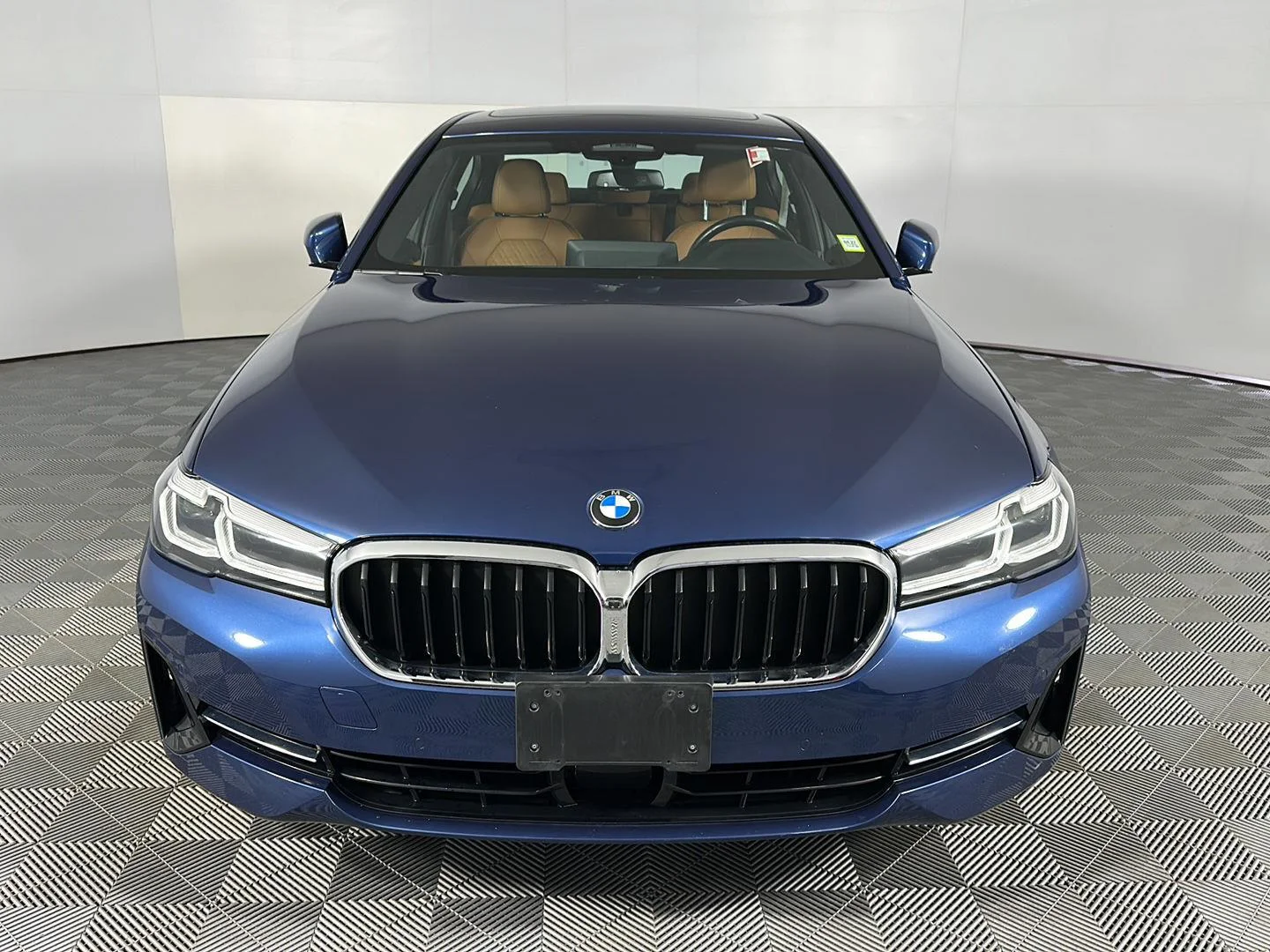 Used 2022 Phytonic Blue Metallic BMW 540i xDrive image 4