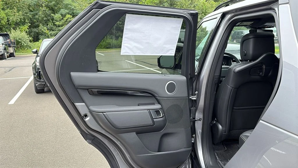 New 2026 Eiger Grey LAND ROVER S image 21