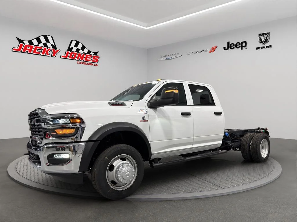 2025 RAM 5500 Treadesman 4X4 Crew Cab DRW 173" WB's photo