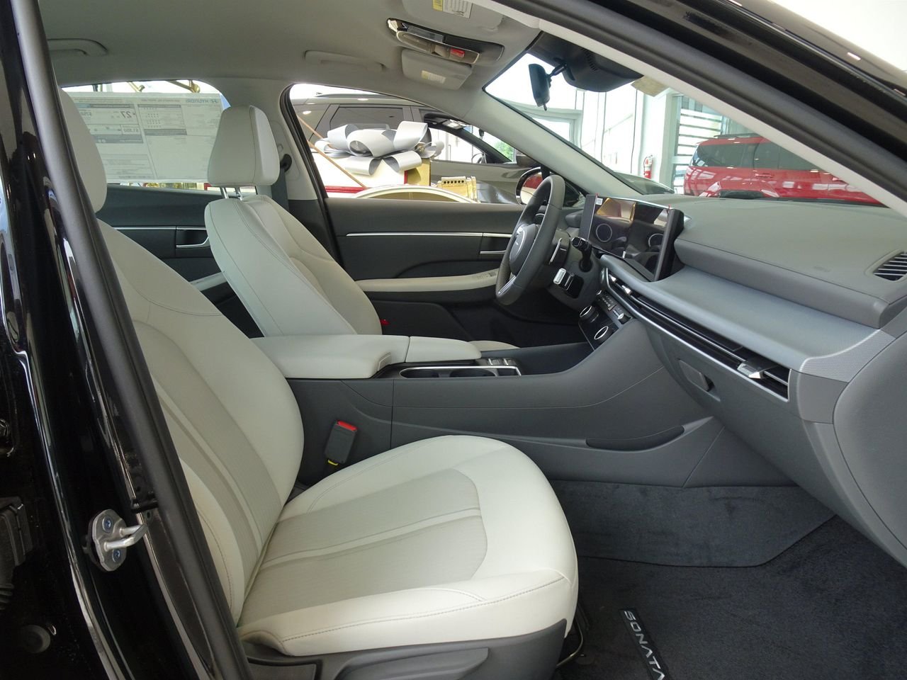 New 2026 Black Hyundai SEL Sport image 5