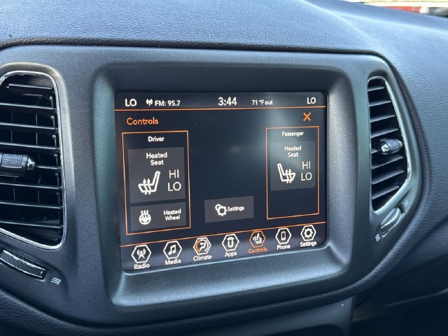 Used 2018 Black Jeep Trailhawk image 34