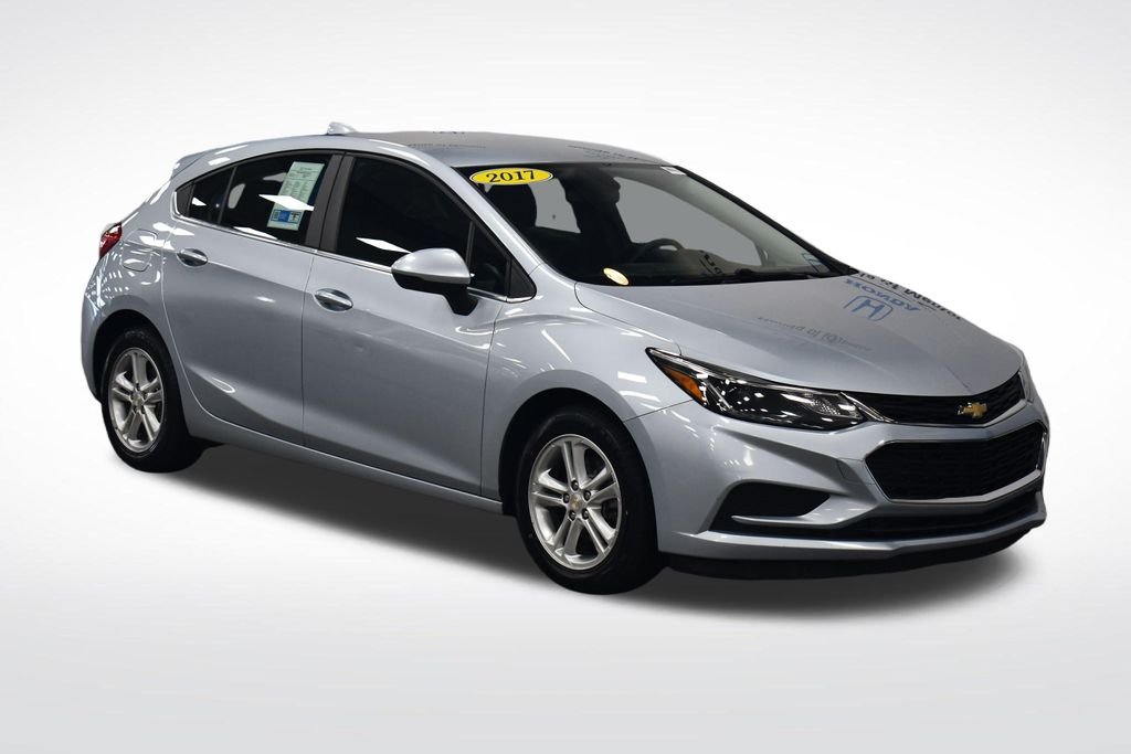 Used 2017 Arctic Blue Chevrolet LT image 9