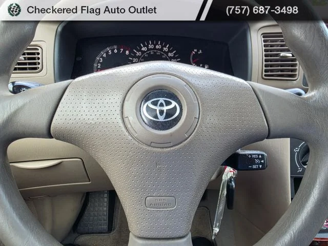 Used 2005 Desert Sand Mica Toyota LE image 2