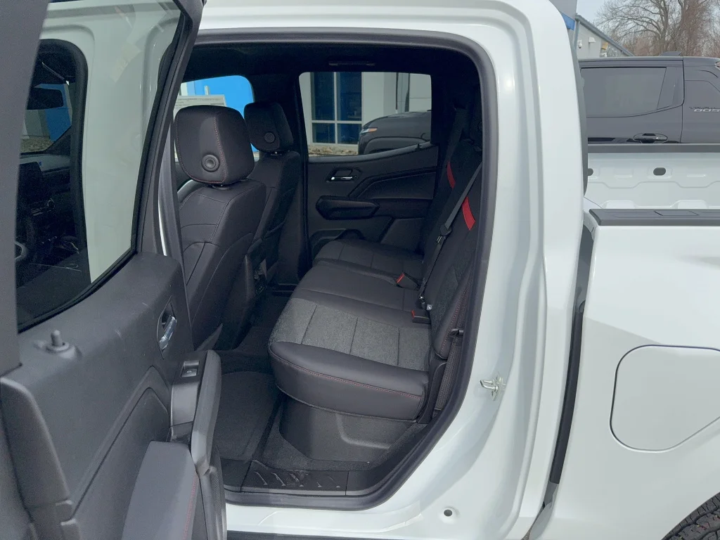 New 2026 Summit White Chevrolet Z71 image 22