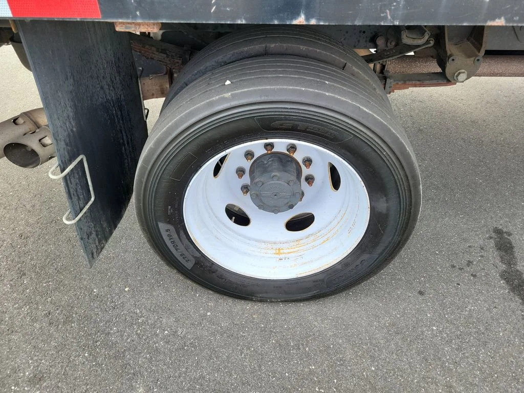 2019 Ford F-550 Super Duty Chassis Cab XL - Photo 8