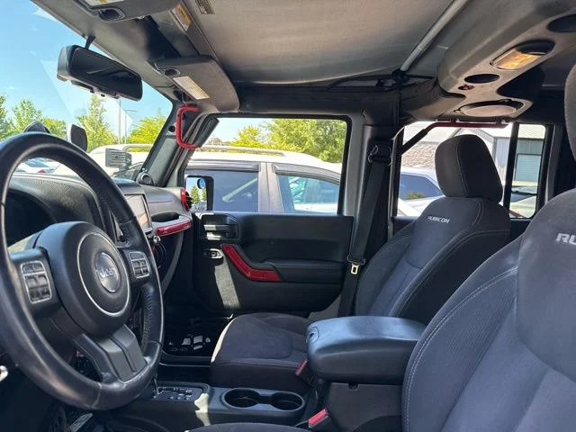 Used 2014 Silver Jeep Unlimited Rubicon image 7