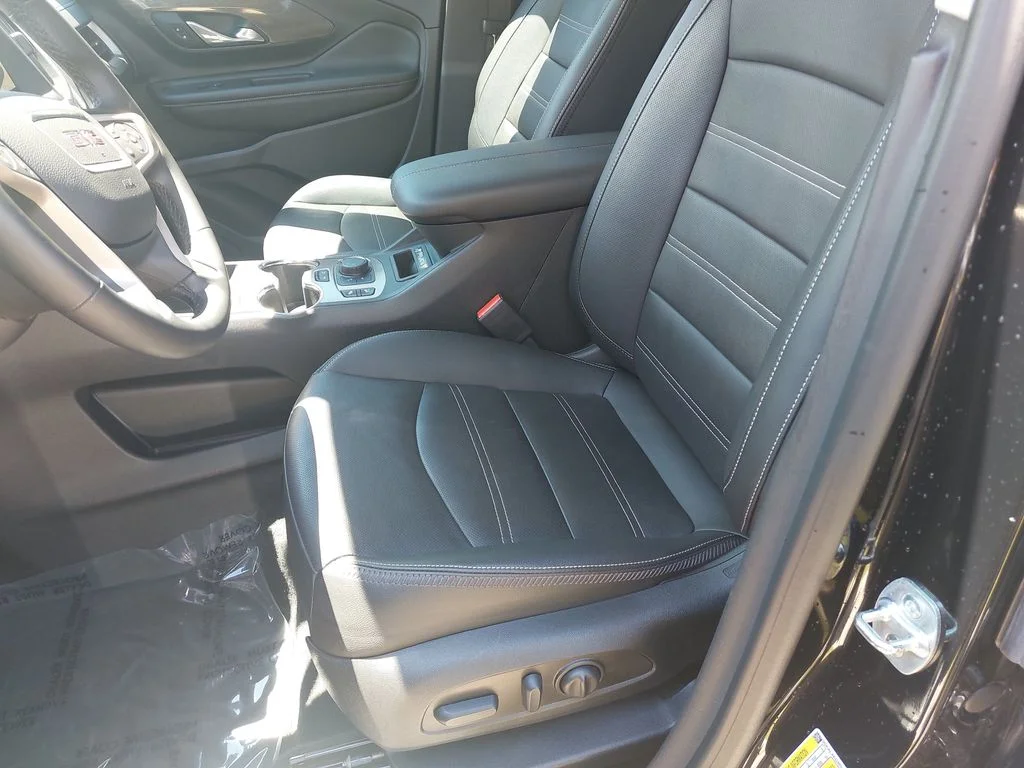 Used 2024 Black GMC Denali image 15