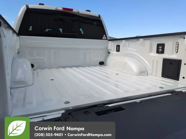 New 2026 Star White Metallic Tri-Coat Ford King Ranch® image 30