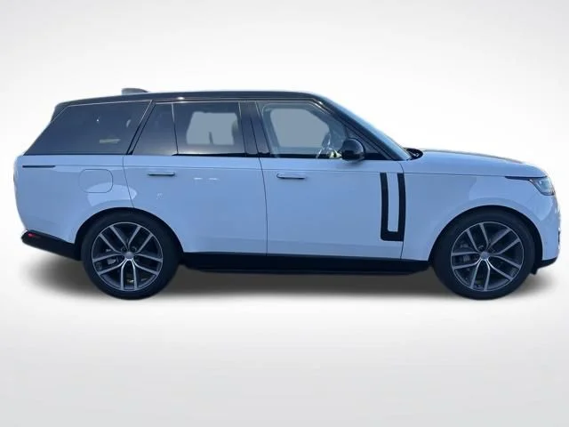 Certified Used 2025 White Land Rover SE image 9