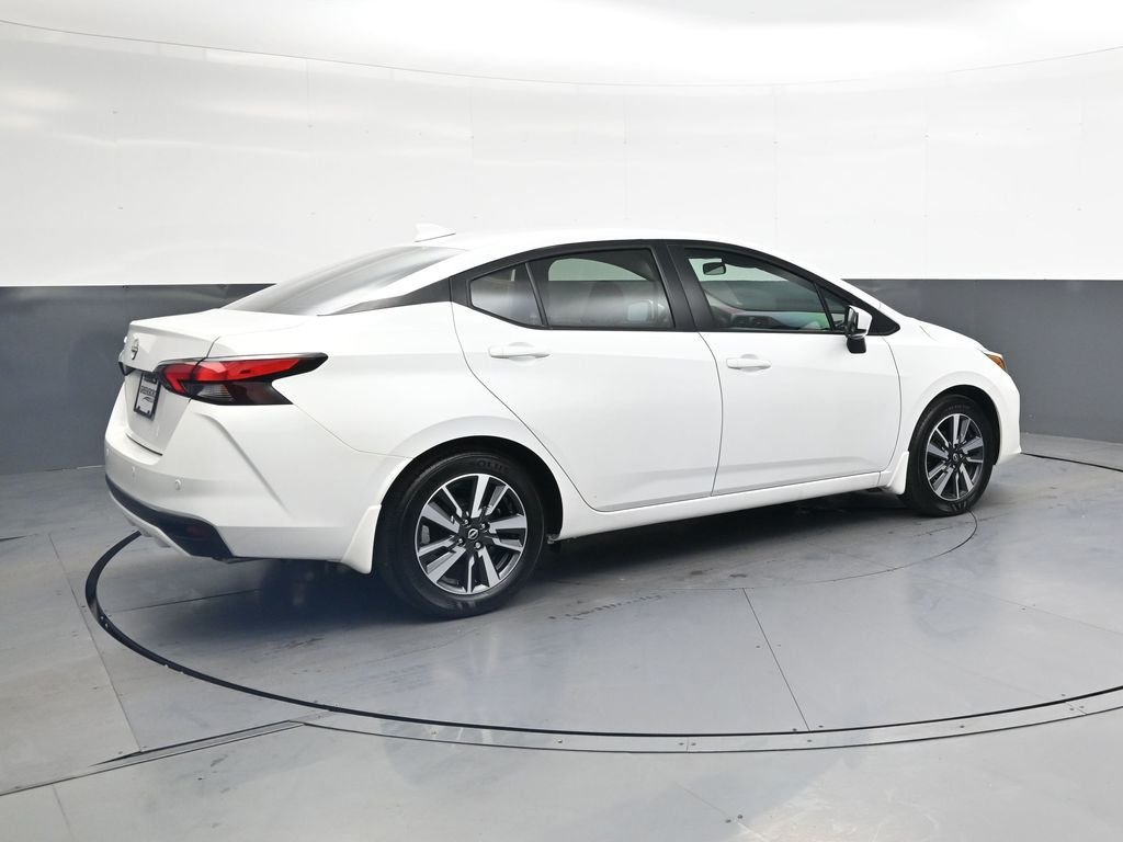 Used 2025 White Nissan 1.6 SV image 5