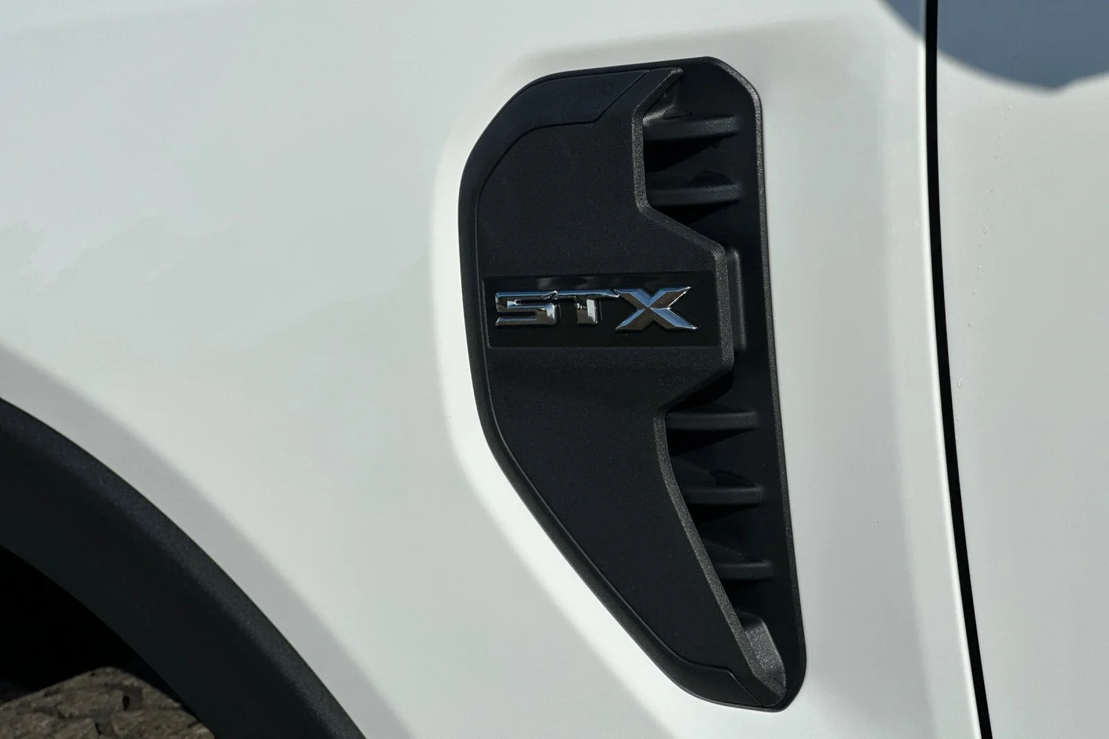 New 2026 Oxford White Ford XL image 20