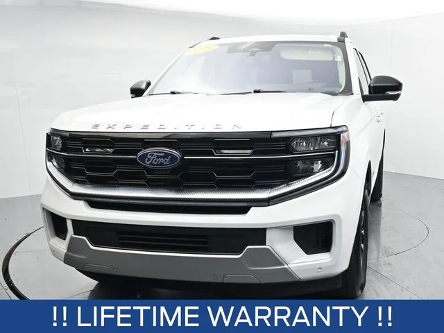Used 2025 White Ford Platinum image 2