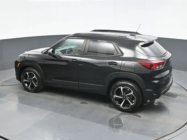 Used 2022 Black Chevrolet RS image 11