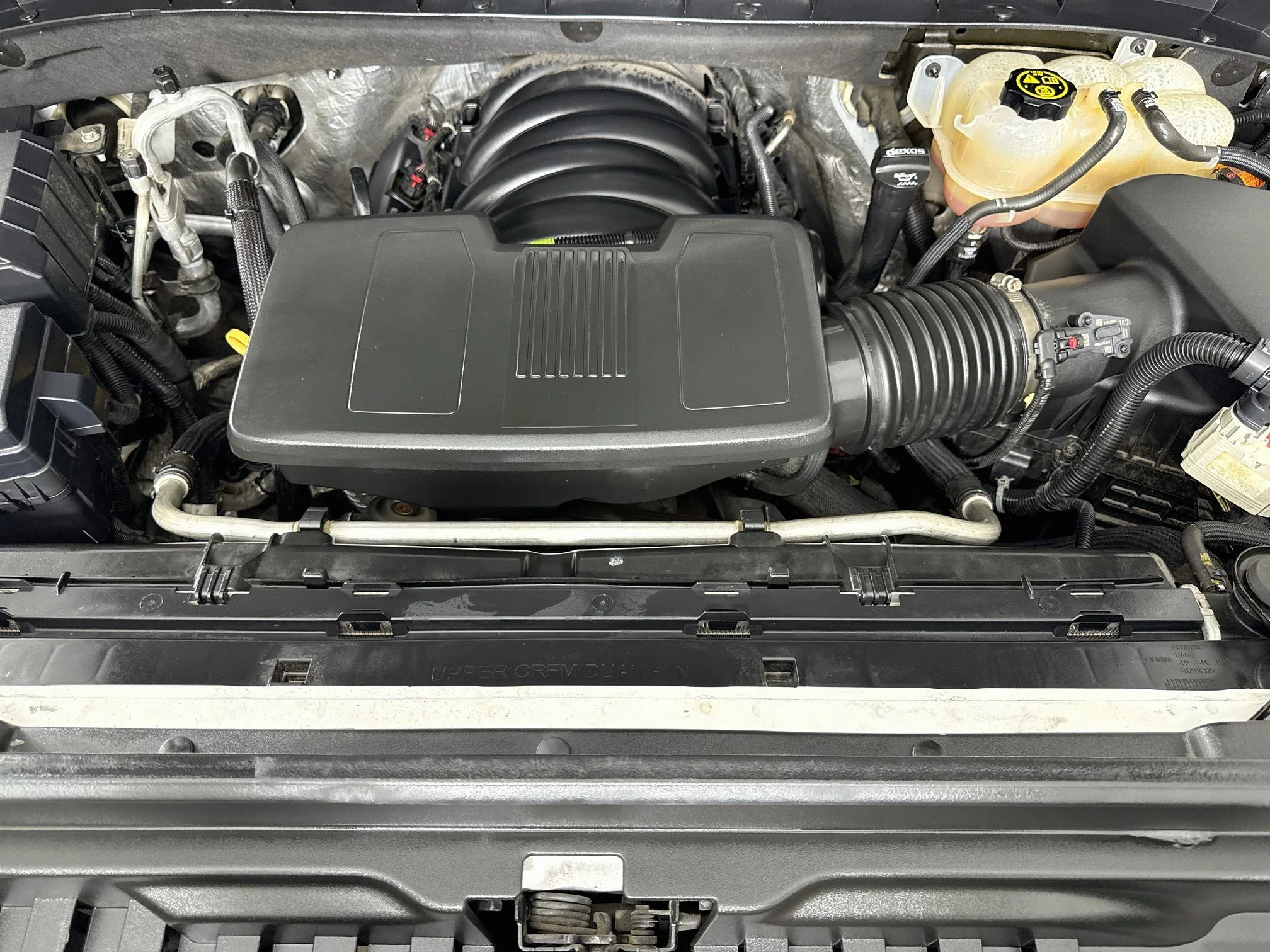 Used 2020 SUMMIT WHITE GMC SLE image 32