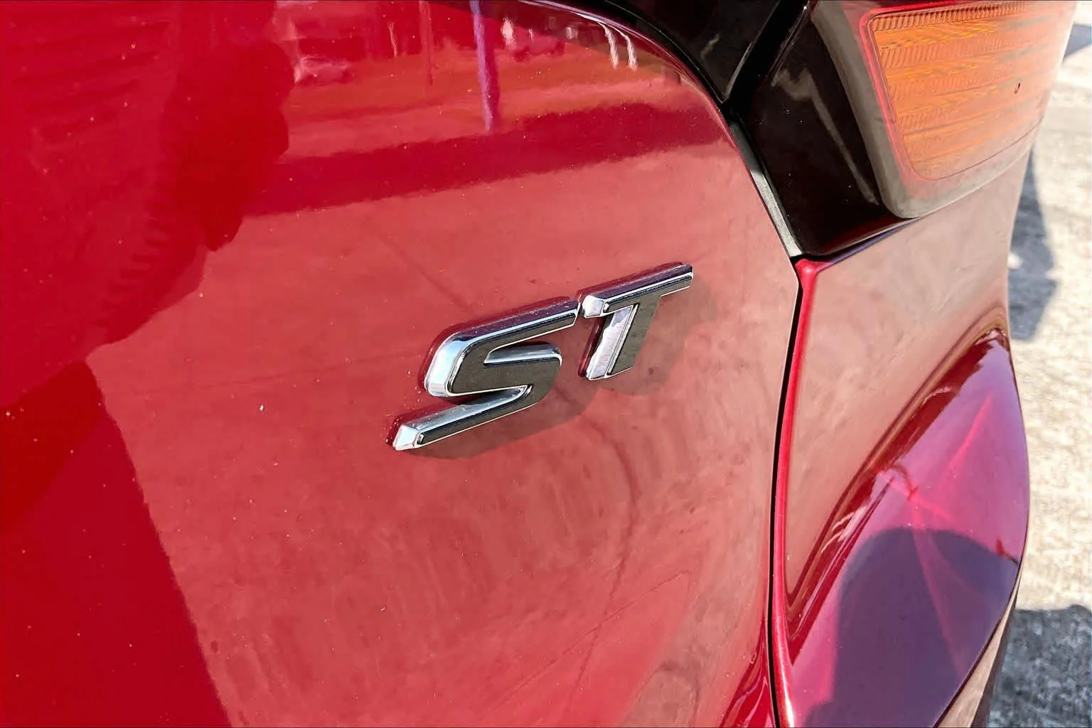 Used 2021 Chili Red Metallic Buick Select image 10