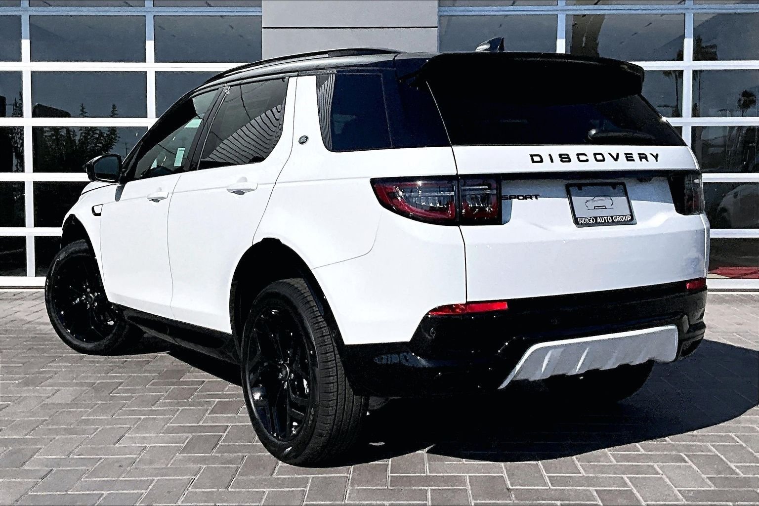 New 2026 Fuji White Land Rover Landmark image 3