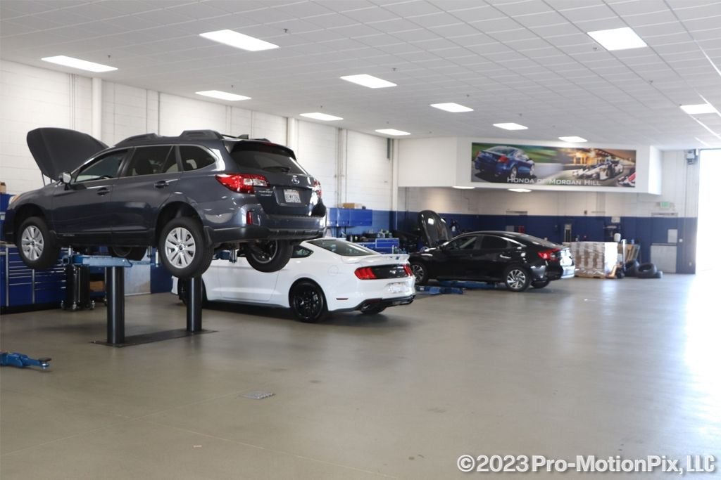 Used 2013 Twilight Blue Metallic Honda LX image 11