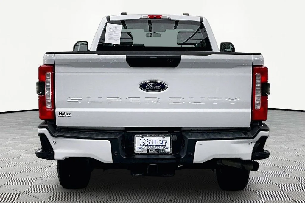 Certified Used 2024 Oxford White Ford XL image 4