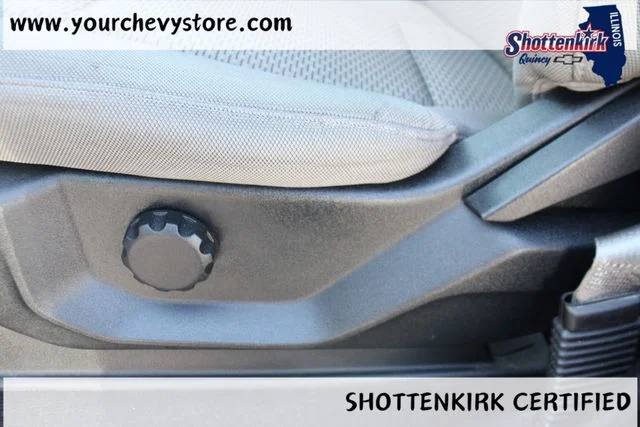 Used 2018 Silver Ford XLT image 15