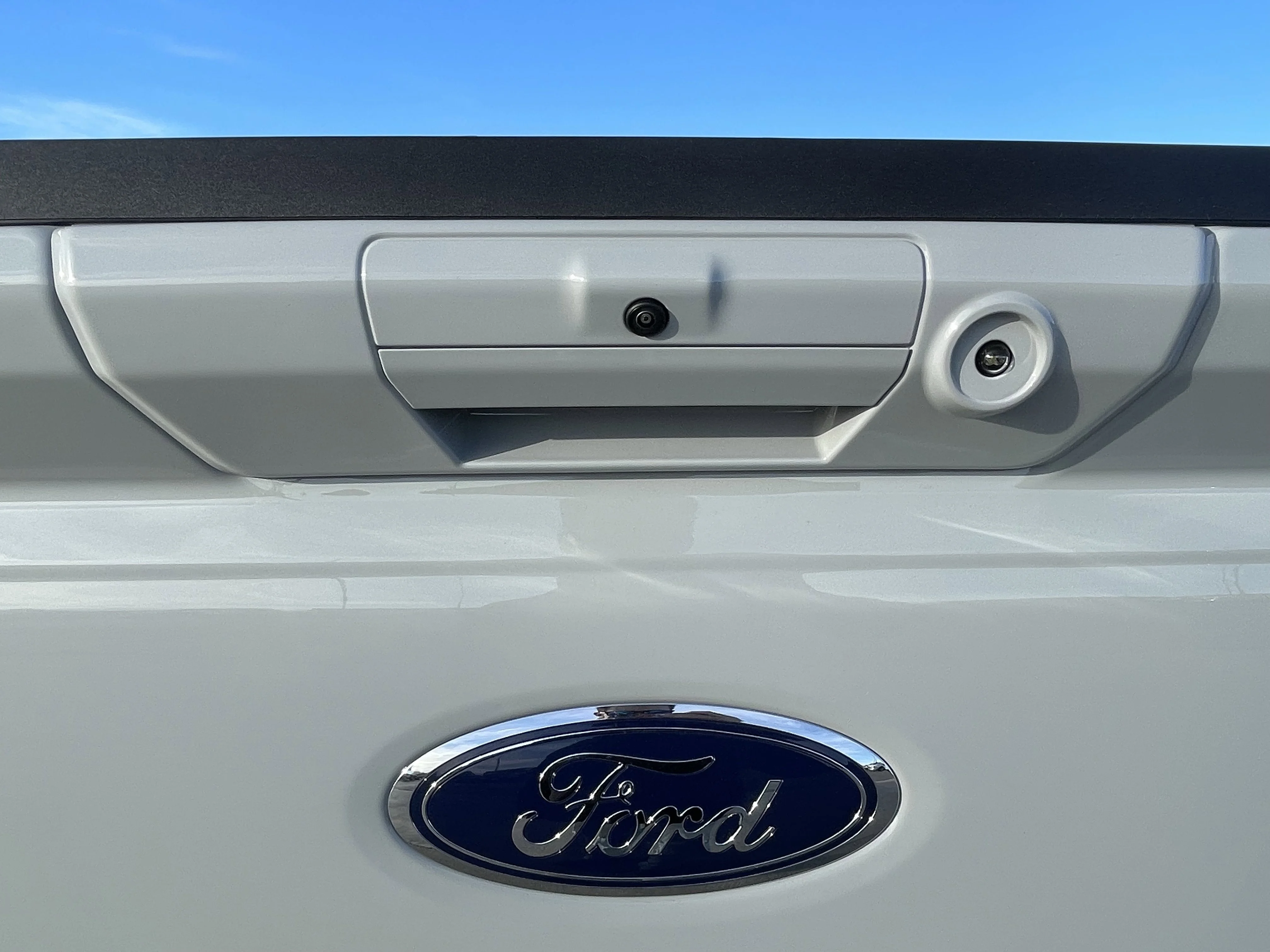 New 2026 Avalanche Ford LARIAT image 12