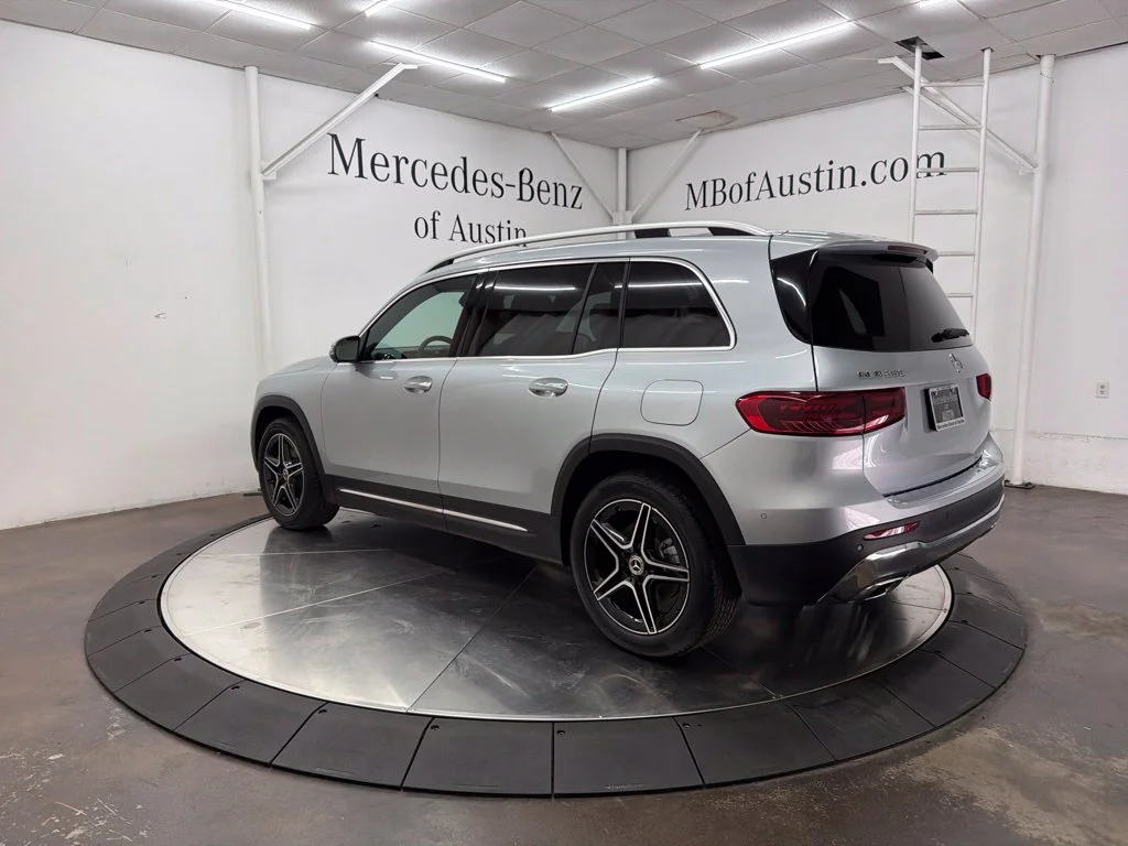 New 2026 Silver Mercedes-Benz GLB 250 image 5