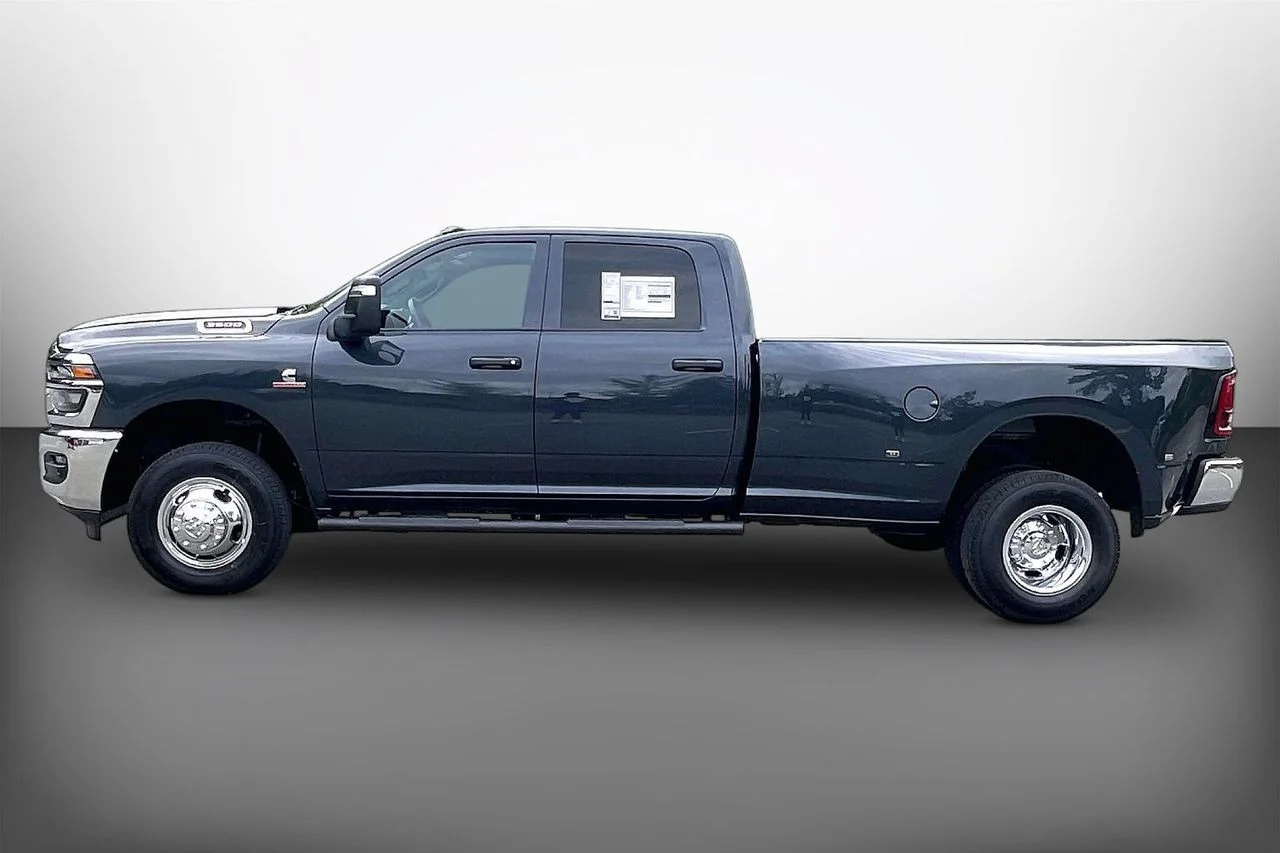 New 2026 Forged Blue Metallic Exterior Paint RAM Tradesman image 5