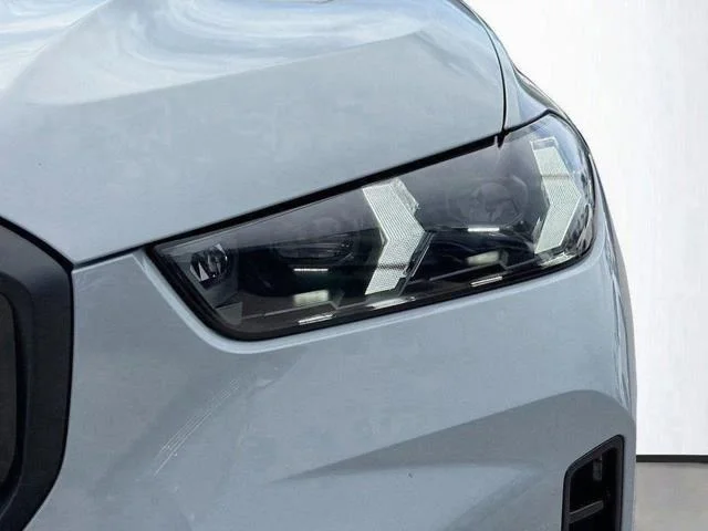 New 2026 Brooklyn Grey Metallic BMW sDrive40i image 9