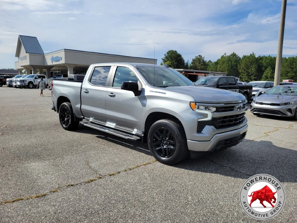 Used 2024 Gray Chevrolet RST image 9