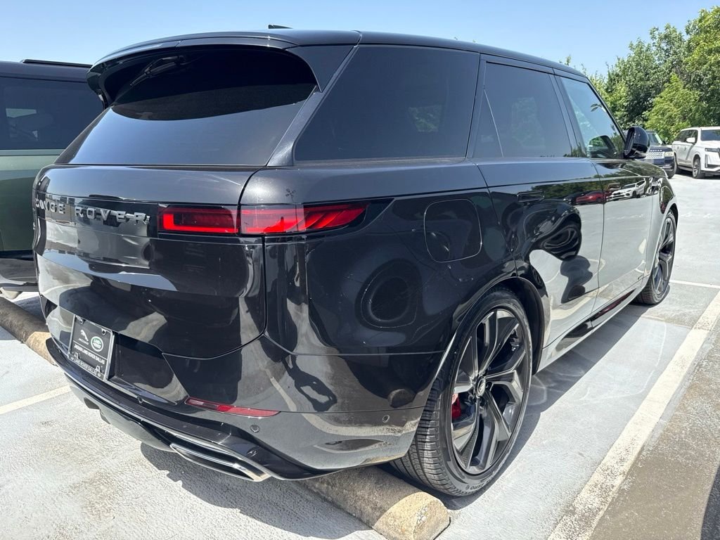 Certified Used 2024 SV Bespoke Match to Sample in Gloss Finish Land Rover Autobiography image 3