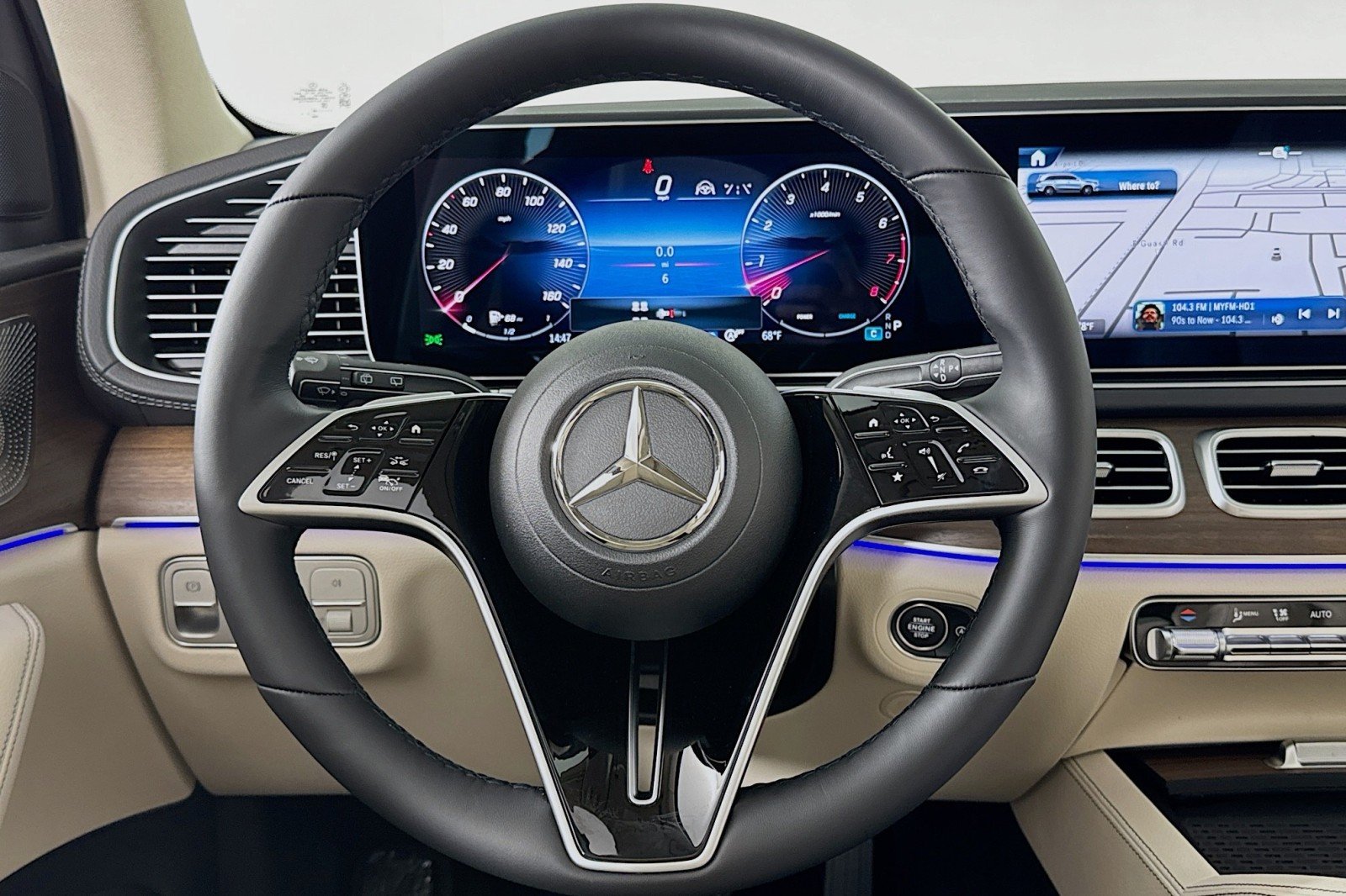 New 2026 Polar White Mercedes-Benz GLS 450 4MATIC® SUV image 18
