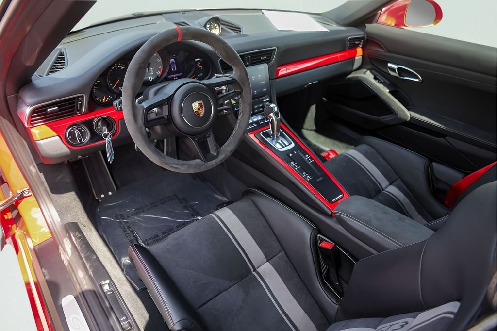 Used 2018 Red Porsche GT3 image 13