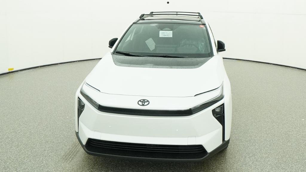New 2026 Wind Chill Pearl Toyota XLE image 41