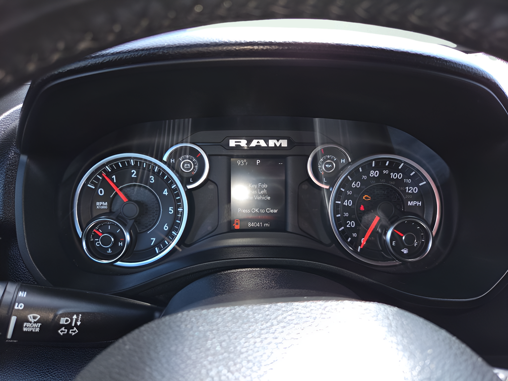 Used 2021 White Ram Big Horn/Lone Star image 16
