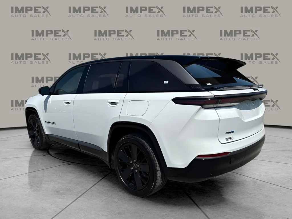 Used 2024 White Jeep Launch Edition image 3
