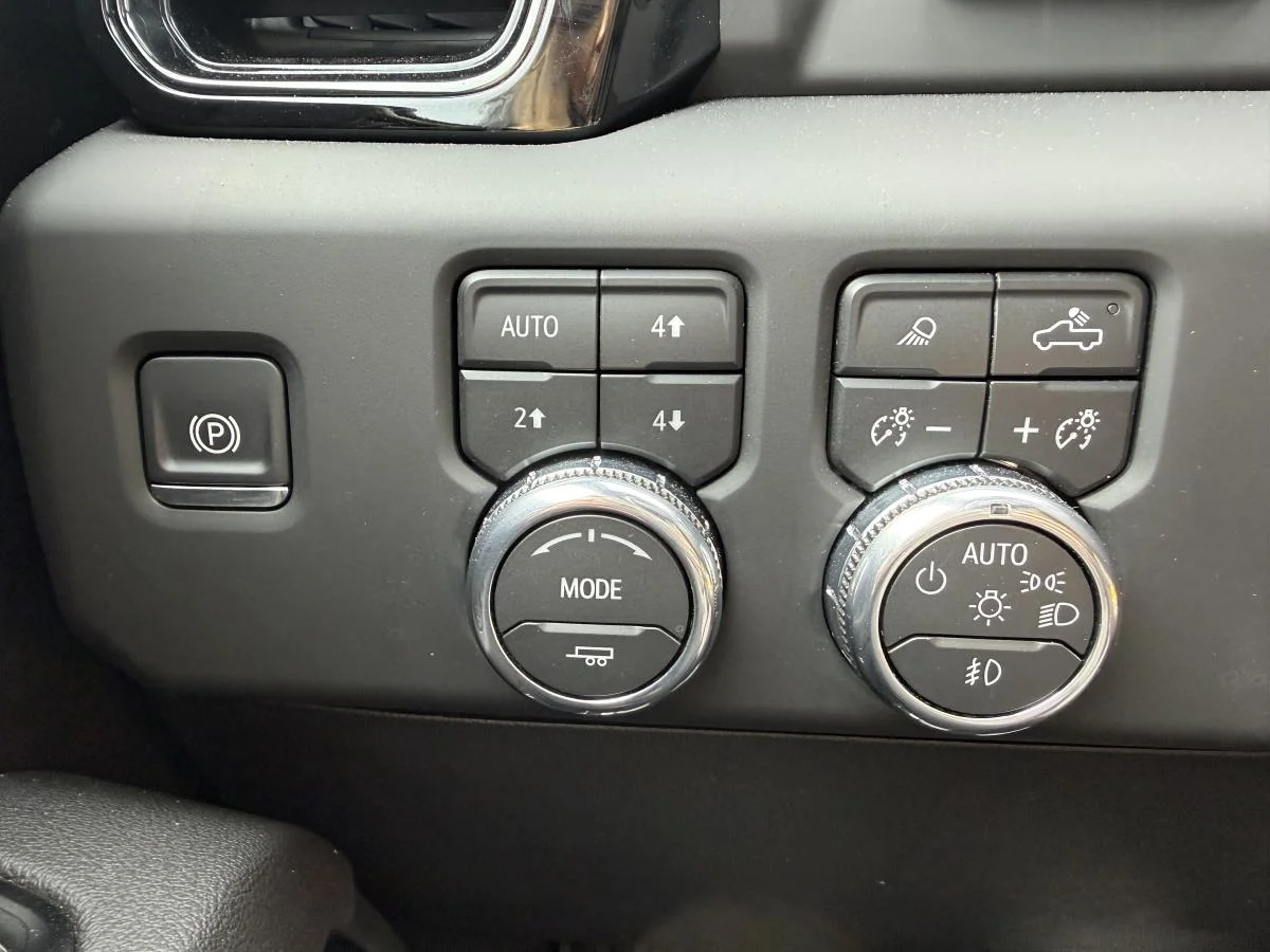 Used 2026 Grey GMC AT4 image 30