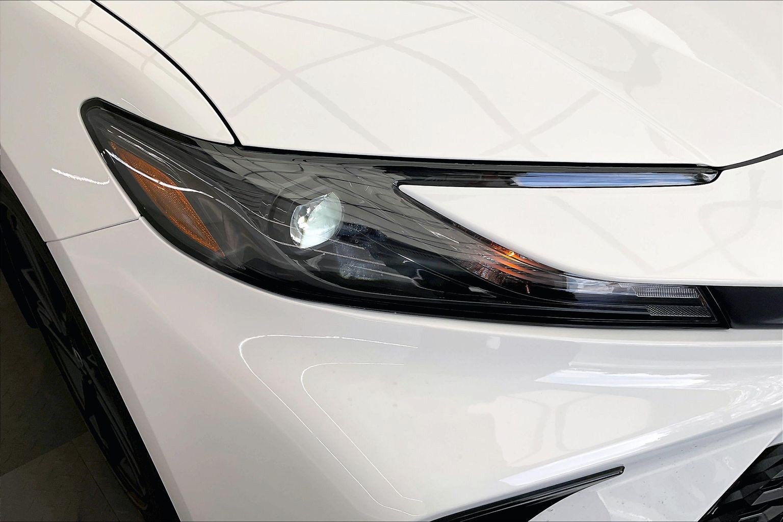 New 2026 Ice Cap Toyota Nightshade AWD image 15