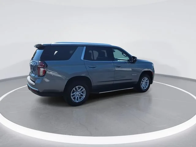 Used 2022 Gray Chevrolet LT image 9