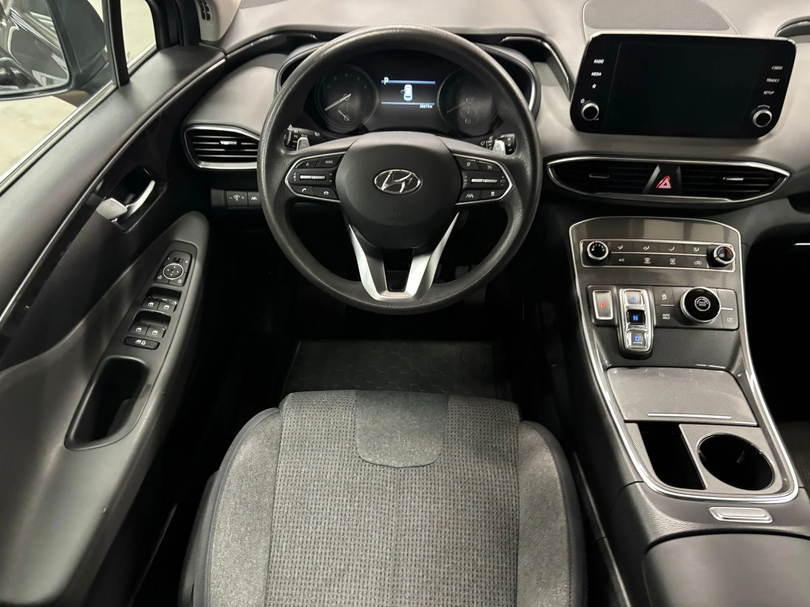 Used 2023 Gray Hyundai SE image 12