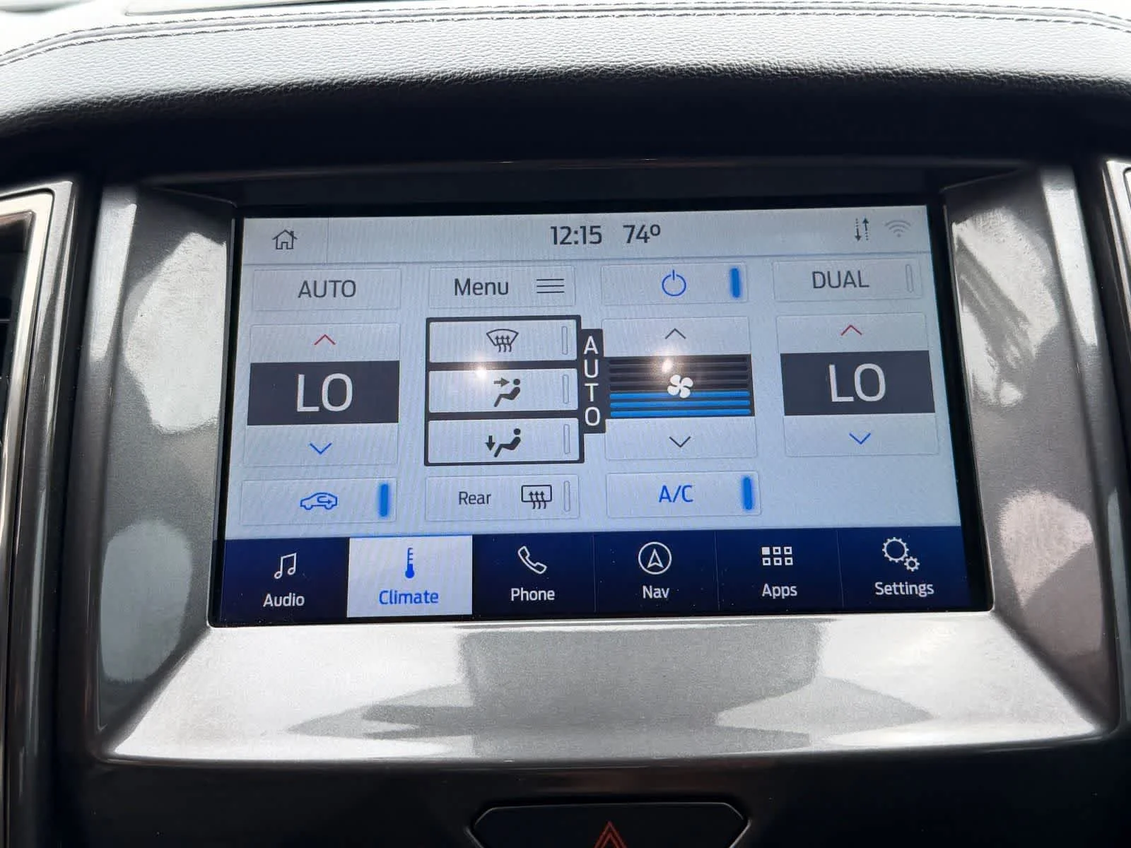 Used 2020 Oxford White Ford LARIAT image 20