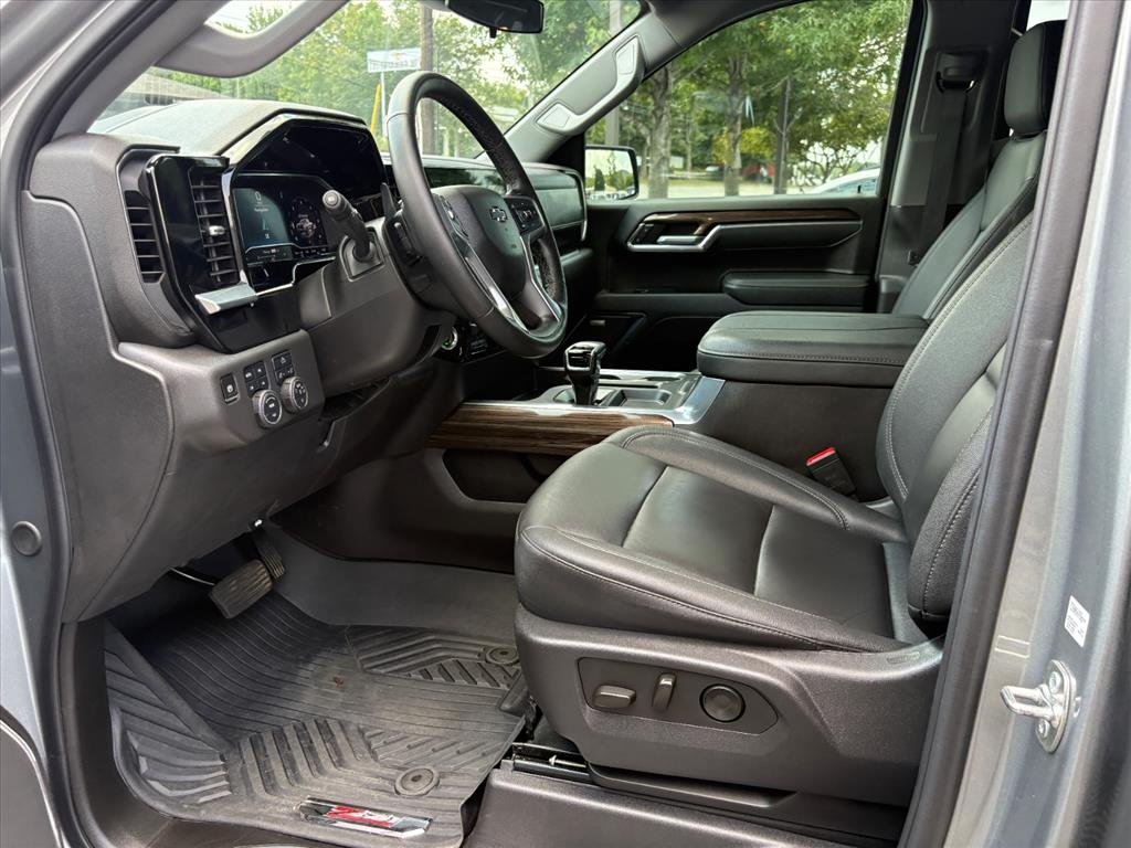 2025 Chevrolet Silverado 1500 LT Trail Boss - Photo 14