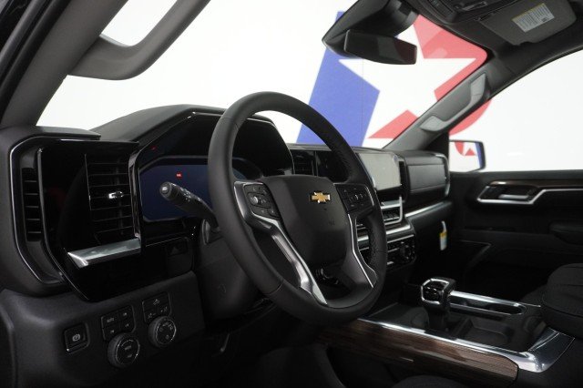 2026 Chevrolet Silverado 1500 LT - Photo 15