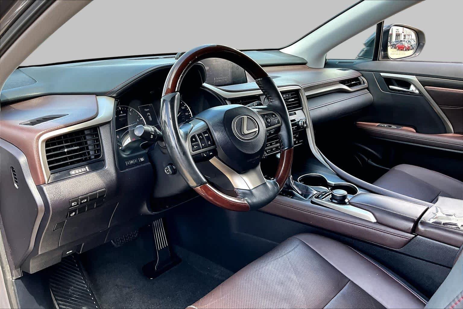 Used 2017 Nebula Gray Pearl Lexus  image 18
