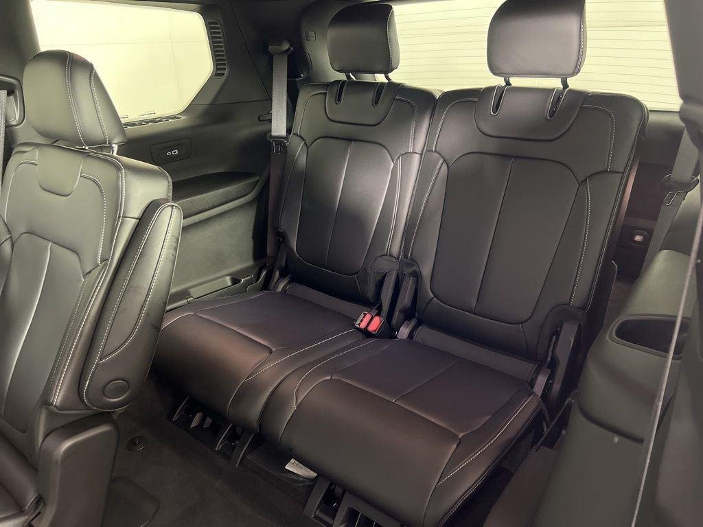 Used 2025 Silver Zynith Jeep Limited image 22