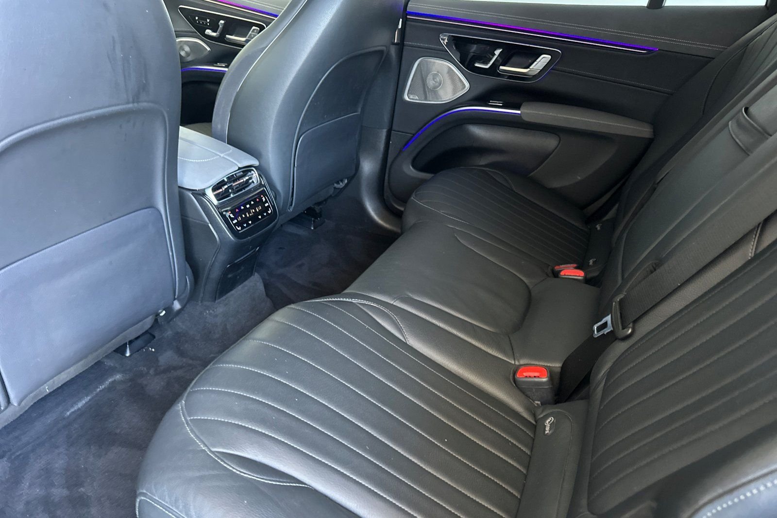 Certified Used 2023 Selenite Gray Metallic Mercedes-Benz 450 image 4