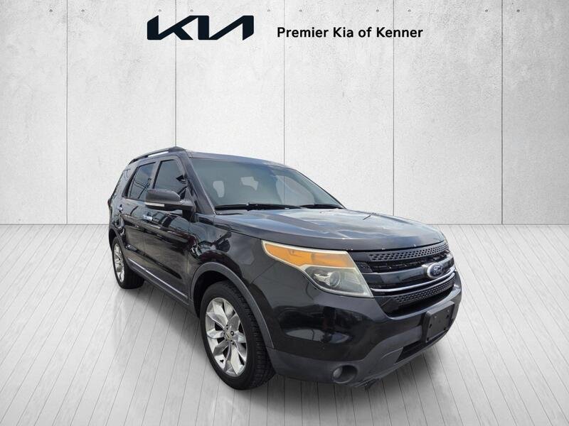 Used 2014 Black Ford Limited image 7
