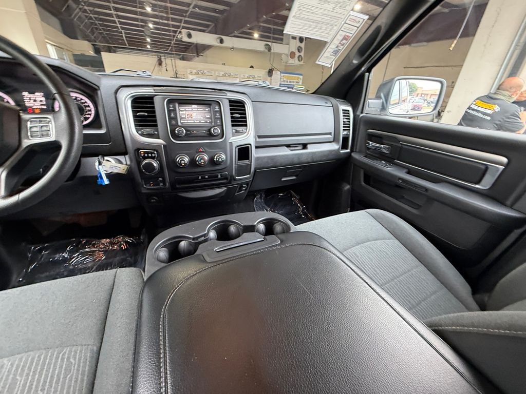 Used 2024 White Ram Warlock image 15