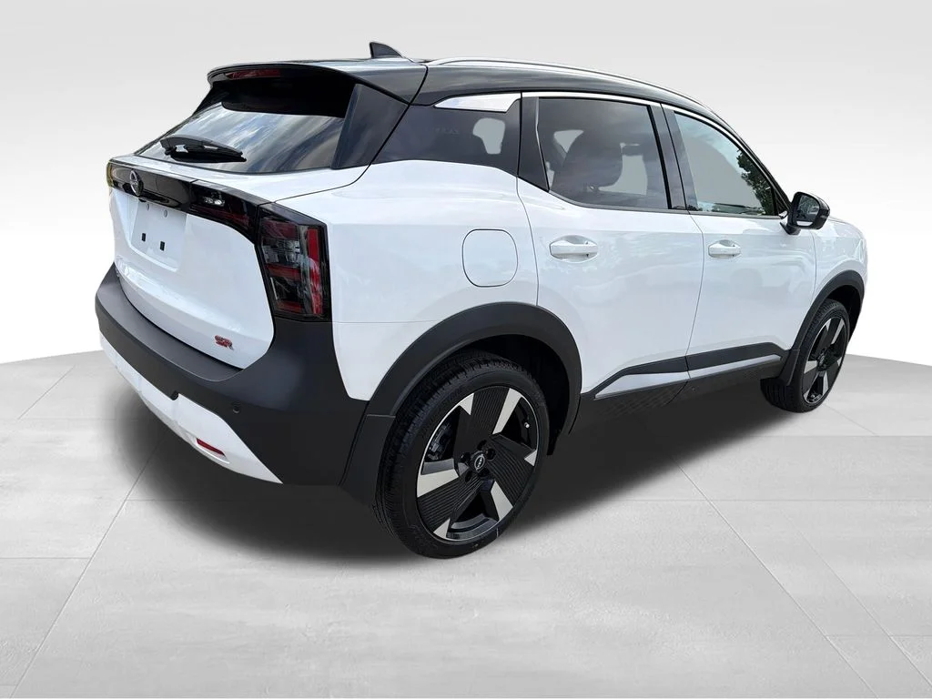 New 2026 White Nissan SR image 8