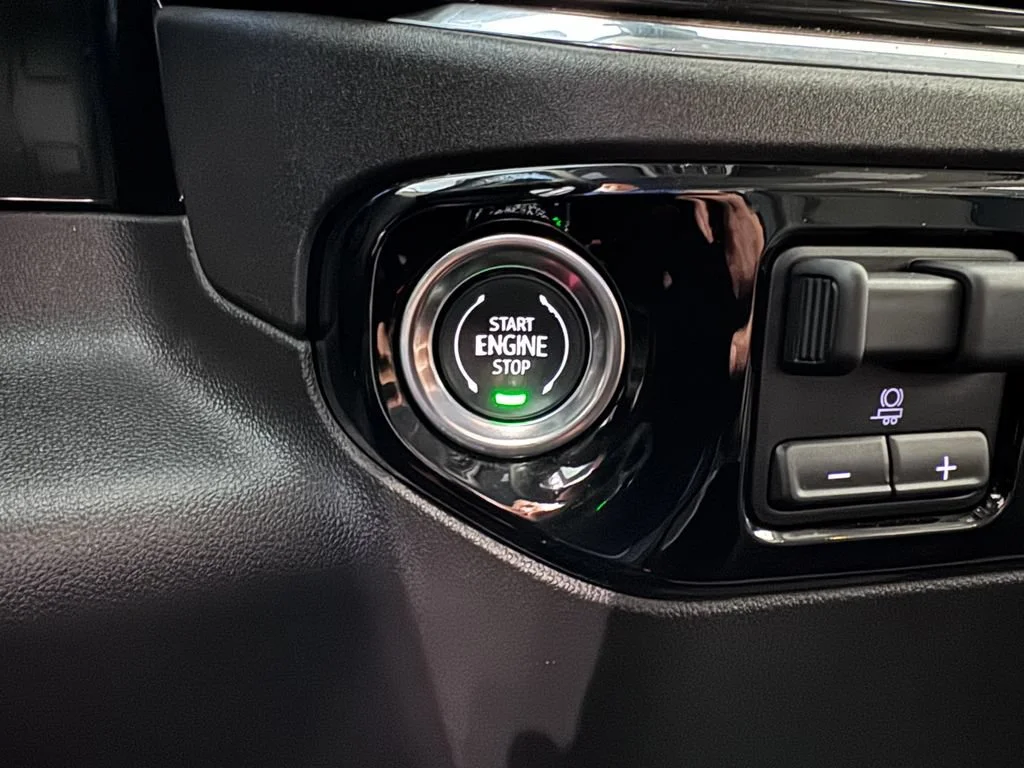 2025 GMC Sierra 1500 SLT - Photo 22