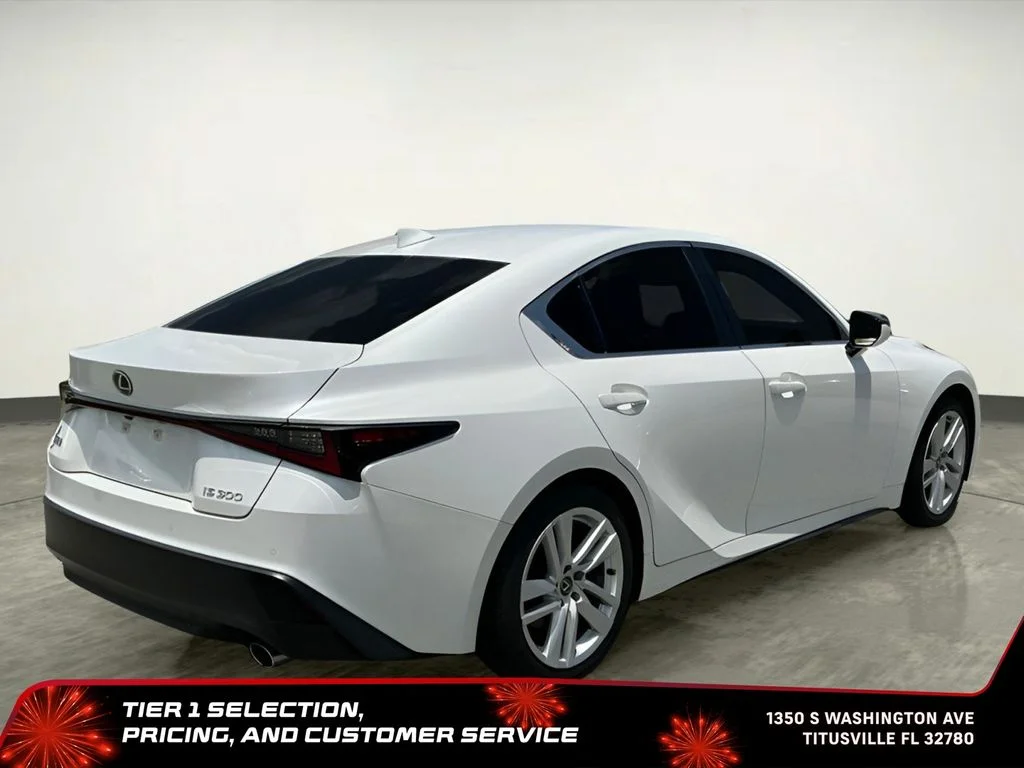 Used 2023 White Lexus 300 image 8